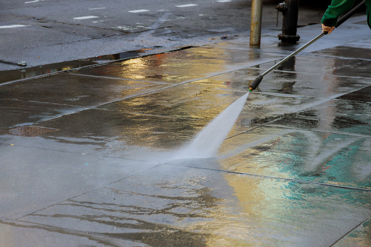 Benefits of Eco-Friendly Pressure Washing Chemicals